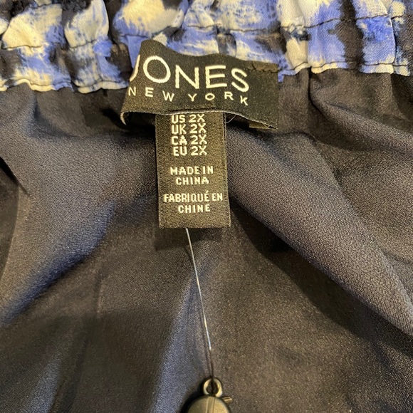 (Size 2X, 3X) NWT Jones New York Blue Multi Top - Picture 5 of 13